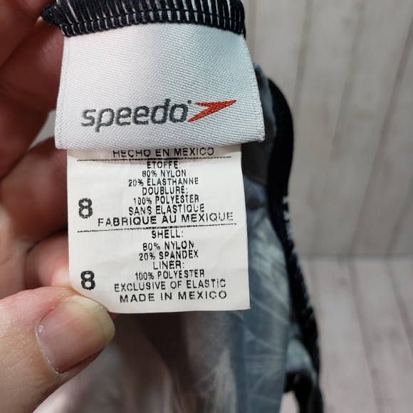 Speedo Black White Floral One Piece Swimsuit Sz 8 - Picture 4 of 4